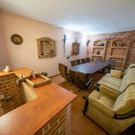 Lulic Apartment *